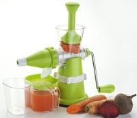 Presse-agrumes manuel en plastique pour orange, citron, lime avec un corps robuste et un flux de jus fluide pour un usage quotidien