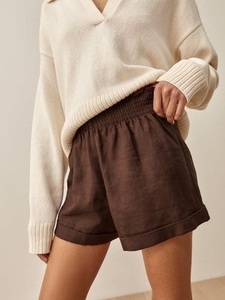Shorts en lin vert taille haute de qualité supérieure avec poches, coupe décontractée confortable pour tenues estivales décontractées, fournisseur en gros - Product Image 2