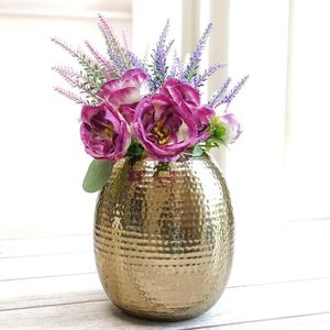 Vase sphérique en fer doré mat de luxe – Pot de fleurs décoratif rond contemporain pour la décoration intérieure haut de gamme et les centres de table - Product Image 3