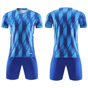 Vêtements de sport pour hommes, vêtements de football, maillot de football personnalisé pour jeunes avec logo et numéros, uniformes de football sublimés - Product Image 3