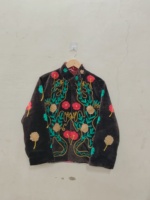 Veste en velours pour femme, col mandarin, broderie florale à la main, manches longues, style hiver, 100% polyester