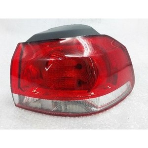Luz Trasera Derecha Exterior Usada OEM 5K0945096E para Golf 2008-2017 - Product Image 1