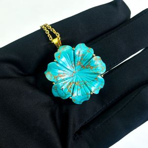 จี้รูปดอกไม้สีเขียวขุ่นทองแดง สร้อยคอประดับพลอยแกะสลัก จี้รูปดอกไม้สีเขียวขุ่นสำหรับผู้หญิง ทำเครื่องประดับ ขายส่งจำนวนมาก - Product Image 2