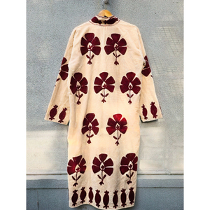 Chaqueta Larga de Terciopelo Beige Bordada para Mujer, Estilo Vintage con Diseño Floral, para Invierno, Ropa de Dormir, Bata, Ropa de Fiesta - Product Image 6