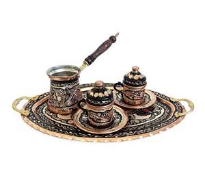 Moderna cafetera turca de cobre martillado con diseño floral audaz, mango de madera y jarra para leche, acabado brillante para decoración turca - Product Image 1