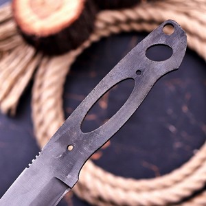 Hoja en bruto de acero de alto carbono para cuchillo de hoja fija personalizado, kit de fabricación de cuchillos de bushcraft DIY, hoja con orificios para pasadores, venta al por mayor - Product Image 4