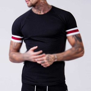 Camiseta de Hombre de Corte Cuadrado, 100% Algodón Grueso, Estilo Urbano, Personalizable con Logotipo, Lisa, Casual, Manga Corta, Venta al Por Mayor - Product Image 1