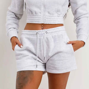 Conjunto de Sudadera con Capucha y Pantalones Cortos para Mujer, Diseño Minimalista, Conjunto Combinado de Sudadera con Capucha y Pantalones Cortos para Mujer - Product Image 4