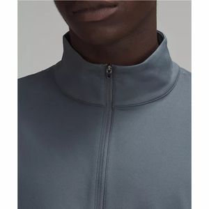 เสื้อสเวตเชิ้ตผู้ชายแบบซิป ¼  ลำลอง แขนยาว เนื้อผ้านุ่มสบาย เหมาะสำหรับฤดูหนาว - Product Image 4