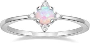 แหวนพลอยโอปอลทรงกลมสำหรับผู้หญิง แหวนโอปอลประดับเพชร CZ ด้านข้าง ทำด้วยมือ เหมาะสำหรับเป็นของขวัญ - Product Image 3