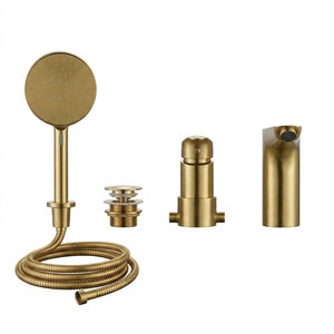 Ensemble de robinets de douche essentiels professionnels, best-sellers, en stock - Product Image 1