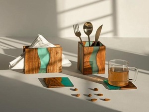 Repose-cuillère en bois fait main ILAHI avec incrustation de résine turquoise, provenant de l'Uttar Pradesh, lavage à la main uniquement, pour le rangement des ustensiles de cuisine - Product Image 4