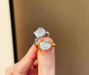 Anillo Ajustable de Cobre con Zirconia Cúbica en Forma de Cojín Chapado en Oro para Mujer, Regalo de Boda, Joyería para Fiesta - Product Image 4