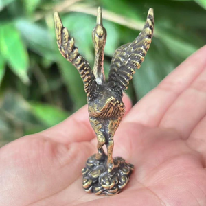 Figurine d'Oiseau Grue en Laiton Faite à la Main, Sculpture de Grue Volante, Statue d'Oiseau Décorative en Métal, Décoration de Table pour la Maison et le Bureau, Faune Sauvage - Product Image 4