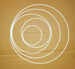 Cercle en fer circulaire au design minimaliste, artisanat mural, emballage individuel de 55 cm pour arrangements floraux et abat-jour. - Product Image 4