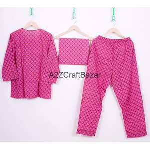 Ensemble de pyjama d'été pour femmes imprimé sur mesure, vêtements de détente confortables avec robe de nuit élégante - Product Image 6