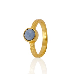 Anillo apilable de piedras preciosas de ópalo azul hecho a mano, joyería de latón clásica elegante con chapado en oro, regalos clásicos de moda para mujer - Product Image 1