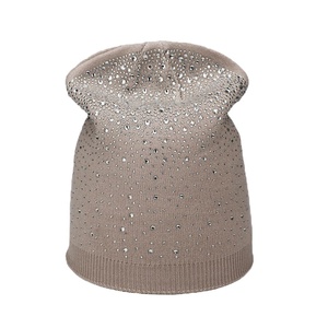 Nouveaux bonnets en strass personnalisés en gros à un prix très raisonnable - Product Image 6