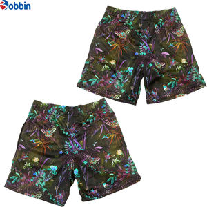 Shorts de basketball Nouvelle Collection Streetwear Personnalisés Imprimés sur toute la surface Shorts de sport pour hommes Design de logo par sublimation Shorts de basketball en mesh - Product Image 5