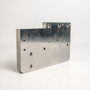 AMT VINA Piezas de Soporte Escalonadas de Acero Inoxidable Personalizables, Mecanizadas por CNC, de Fábrica OEM en Hanói - Product Image 1