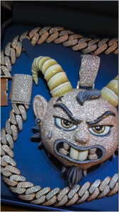 Collar con Colgante de Cabra Demonio Helado CONCEPTION, Cadena Cubana Hip Hop, Plata de Ley 925, Chapado en Oro de 18K, Moissanita, Joyería Personalizada - Product Image 4