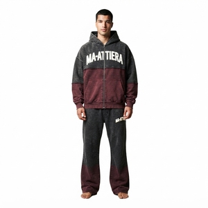 Ensemble de survêtement pour homme, couleur bordeaux, avec sweat à capuche zippé et pantalon large, style streetwear personnalisé, décontracté et tendance - Product Image 1