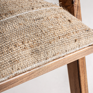 Fauteuil d'appoint moderne du milieu du siècle en teck massif avec panneaux en rotin tressé, siège rembourré confortable, mobilier de salon pour l'hôtellerie - Product Image 5