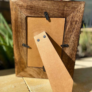 กรอบรูปไม้เนื้อแข็งทำมือ พรีเมียม สำหรับตั้งโชว์บนโต๊ะ เหมาะสำหรับบ้าน สำนักงาน ห้องนั่งเล่น ดีไซน์หรูหรา คลาสสิก ทันสมัย สไตล์เรียบง่าย - Product Image 4