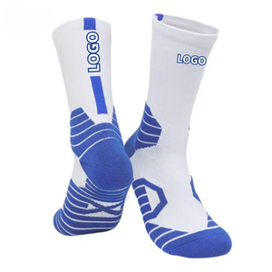 Chaussettes de sport respirantes antidérapantes numérotées sur mesure pour le basketball, le football, le volley-ball, avec logo imprimé numériquement, vente en gros Vietnam - Product Image 2