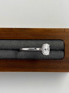 Bague de fiançailles en or blanc 14 carats avec diamant de laboratoire, halo caché, sertissage à griffes, 1,00 carat, clarté VS+, couleur D-F, bague de mariage pour femme - Product Image 6