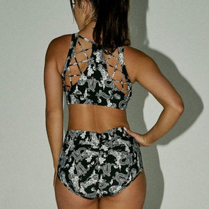 Top de cuello alto para pole dance para mujer, personalizado 2026, ligero, transpirable, elástico, ropa de baile de moda, servicio OEM - Product Image 2