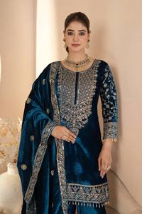 Ensemble de robe de soirée Kurta Kurti pour femme en velours de viscose bleu, tissé, avec broderie lourde, imprimé feuille d'aluminium, manches longues, protection solaire - Product Image 3