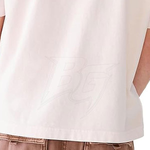 เสื้อยืดทรงบ็อกซี่คุณภาพสูง ผ้าฝ้ายทนทาน ทรงกว้าง ดีไซน์ทันสมัย เหมาะสำหรับใส่ในชีวิตประจำวัน - Product Image 6