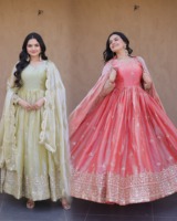 Robe Anarkali spéciale festival avec dupatta, broderie et travail de sequins, en soie Fendi légère, robe de soirée élégante pour mariage, export en gros