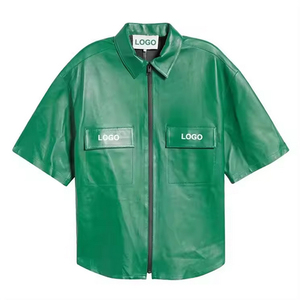 Chemise en cuir boutonnée décontractée et tendance pour hommes, de haute qualité, avec logo personnalisé sur le devant, service OEM, tissu en toile personnalisé, vente en gros - Product Image 3