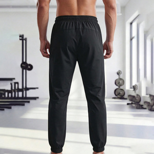 Pantalons de sport pour hommes personnalisés, légers, pour l'été, fabrication OEM au Pakistan, exportation mondiale - Product Image 2