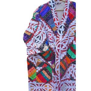 Kimono Kantha vintage de algodón con bordado calado, estilo étnico bohemio, para mujer, venta al por mayor, hecho a mano, con acolchado Kantha. - Product Image 2