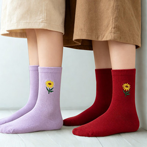 Custom Logo Floral Embroidered Crew <b>Socks</b> Cotton Breathable Casual <b>Socks</b> for Adults Spring Season <b>Hand</b> Embroidery Design - Product Image 2