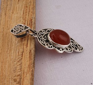 Pendentif en onyx rouge naturel, bijoux en argent sterling 925, pendentif en pierre précieuse rouge vibrante, style vintage, collier ovale en onyx pour femmes - Product Image 2