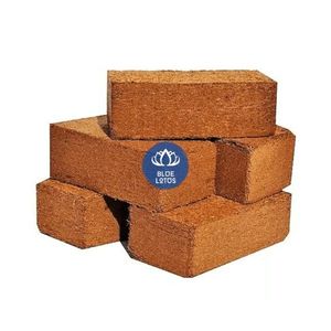 Blocs de tourbe de coco 5 kg, très demandés, pour le jardinage, 100% fibres de coco organiques, pur, propre, sûr, écologique, stimulant de croissance des racines - Product Image 1