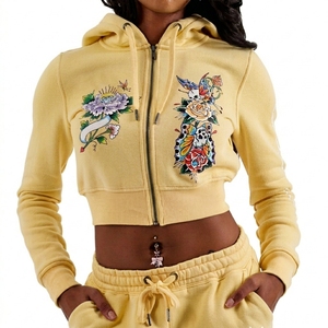 Sudadera con capucha corta de invierno para mujer, personalizada, bordada, antiarrugas, con cremallera completa, fabricante con logotipo frontal, ropa urbana ecológica - Product Image 4