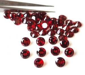 Natural Red <b>Garnet</b> Round Cut Faceted Loose Gemstones 4.5mm IGI Certified Mozambique <b>Garnet</b> For Jewelry Making Wholesale Bulk - Product Image 1