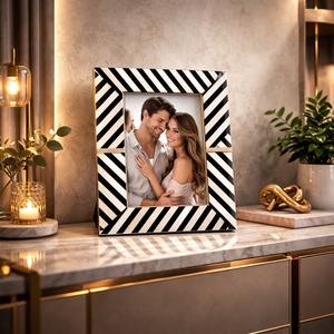 Durable Solid Wood <b>Photo</b> <b>Frame</b> with Easy Open Back <b>Clips</b> <b>for</b> Quick <b>Photo</b> Replacement - Product Image 3