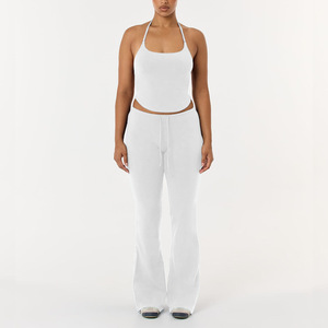 Conjunto Deportivo de Yoga para Mujer, Pantalones Acampanados y Top de Tirantes, Tejido Elástico en Cuatro Direcciones, Nailon y Spandex, Transpirable y de Secado Rápido - Product Image 4