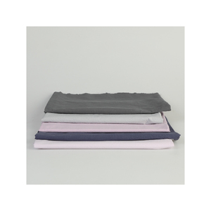 Tejido Liso de Alta Definición sin Costuras DTP en Algodón Superpeinado 80s - Impresión Digital de Bellas Artes a Medida para Ropa de Cama de Ultra Lujo - Product Image 3