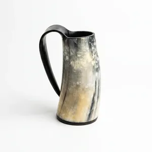Jarra de cuerno con forma natural, pulida, decoración rústica para el hogar, artesanía duradera, estilo vikingo medieval auténtico, hecha a mano con cuerno natural. - Product Image 2