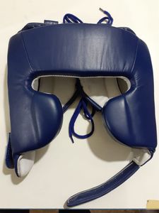 Protège-mâchoire intégral réglable en cuir PU rouge avec fermeture à boucle pour le kickboxing - Équipement de protection sportive - Product Image 3