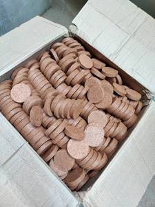 100% Organic Coconut Coir Pellets for Early stage plant development <b>Light</b> Weight | <b>Space</b> Storage Coir Discs Exporter GEEWIN EXIM - Product Image 3