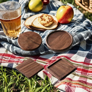Sous-verre en bois confortable avec logo personnalisé RABEH pour café, thé, bière, carré, fabriqué en noyer, bambou, acacia - Moderne, durable et réutilisable - Product Image 1