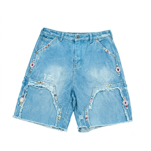 Nuevos pantalones cortos de mezclilla para hombre de alta calidad con lavado ácido, 100% algodón, con logotipo personalizado y pedrería. - Product Image 1